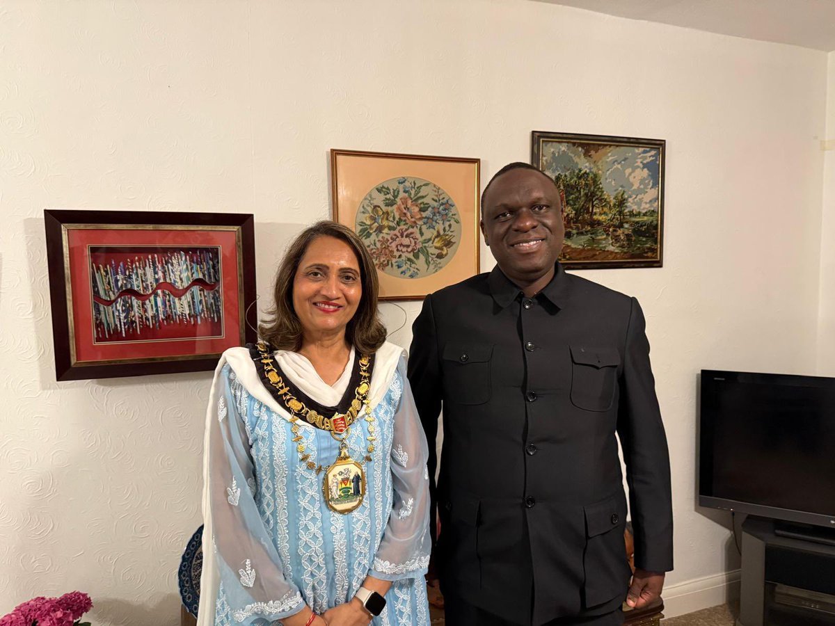 MbelwaK's tweet image. Jana nilipata fursa ya kuonana na Bi. Anjana Patel @anjanapatel01 Mwanadiaspora wa Tanzania aliyechaguliwa hivi karibuni kuwa Mstahiki Meya wa Manisaa ya Harrow ya Jijini London. Bi Patel amezaliwa Tanzania na kusomea Shule ya Msingi ya Mtendeni jijini Dar es salaam. Alihamia…