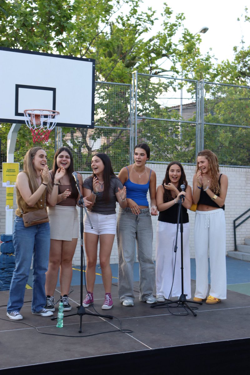 📸 Fiesta de la Familia 2025 (VOL III)

Karaoke

🎨 ¡EL ARTE DE SER DE CRISTO REY!

#CCREY