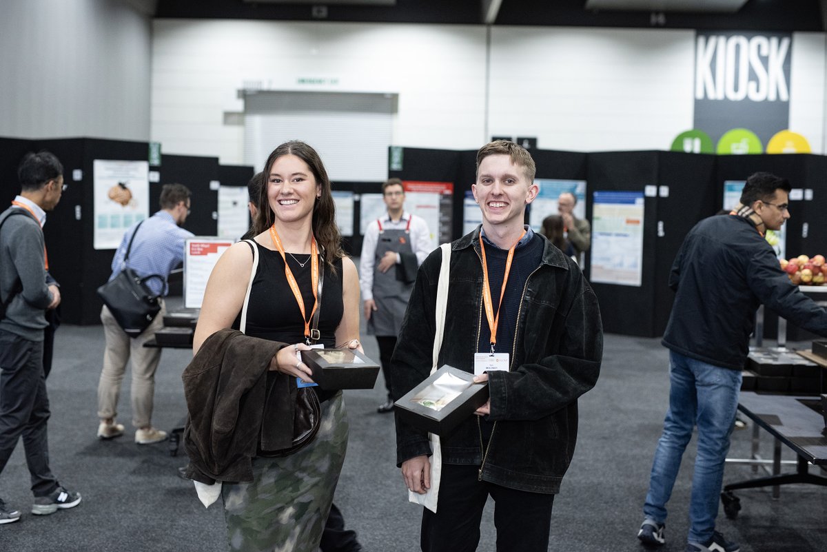 theCINP's tweet image. Day 2 of CINP-AsCNP 2025 was packed with science from the start!
Keynotes by Sarah Medland & Paul Kenny drew huge interest, and the Meet the Expert sessions brought real cases to life with global experts.
A day full of insights, exchange & inspiration! 🌏
Photo by Hamish Appleby