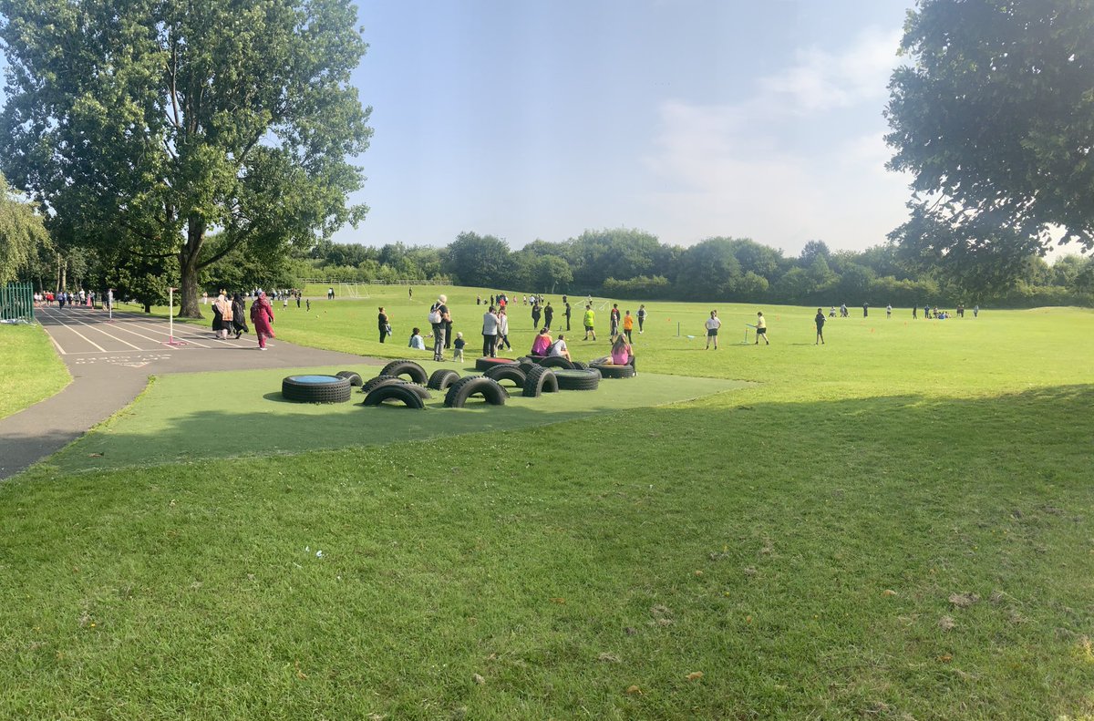 Our second annual sports days for years 5 and 6
#SpiritoftheGames #Monga #Turing #Williamson #Malala