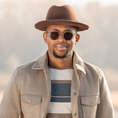 Like I always maintain, it’s very easy to spot people that should never be trusted on this app.

All you have to do is check their come up. If it’s filled with desperation, they can never be trusted.

Sola was so desperate for fame that he started running a parody for former