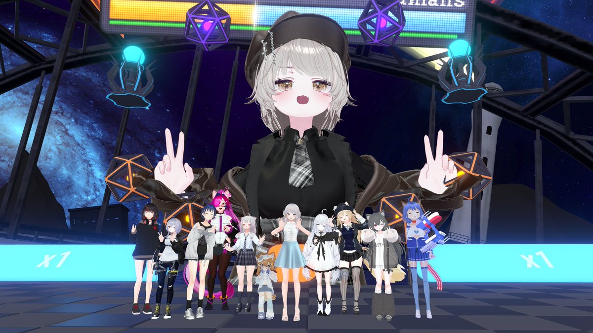 Murder 4の後は残った皆さんで最近話題の『GIGAS』に行って遊んできました♪
1人が巨人(GIGAS)になって残りのたくさんの人と戦うシンプルでとっても楽しいゲームでした😆
ゲームバランスが調整できるようになってるので何人で行っても楽しめそうなのもいいですね✨
#VRChat #はじめ組 #GIGAS_VRC