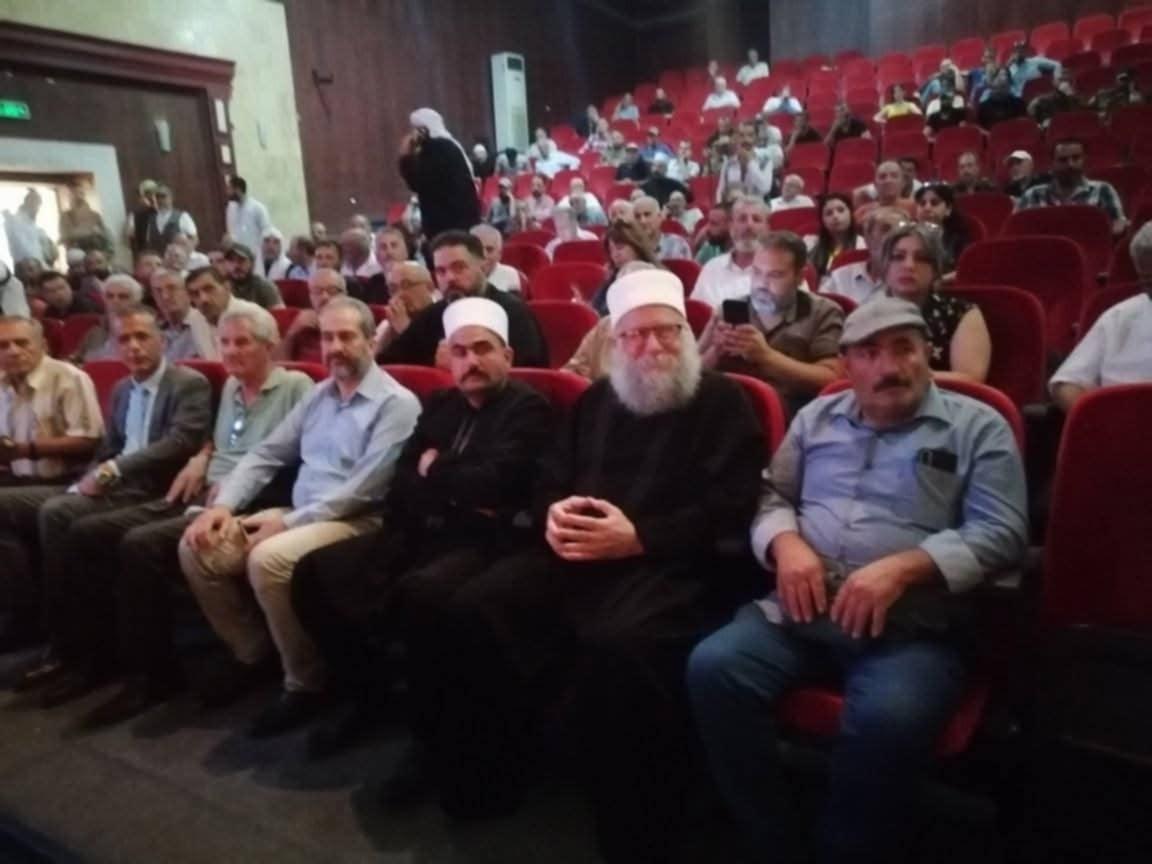 A conference was held last week in Suwayda to unite political and organizational aims amongst the population.

The people of Suwayda reaffirmed their call for a decentralized system. 

Raja Jamil al-Damaqsi, Secretary-General of the Syrian Democratic Affiliation Party told RIC: