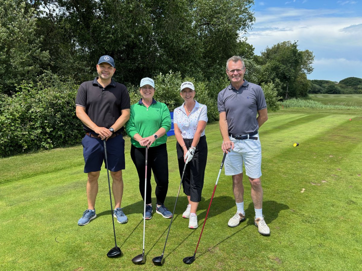 Gaby Hardwicke had the pleasure of supporting The <a href="/SaraLeeTrust/">The Sara Lee Trust</a> at their annual #charitygolfday at Cooden Beach Golf Club last week. Representing #TeamGH were partners Mark Williams and Melanie Verth and they were joined by guests Sam Chown and Sandra Porter.
#charityevent