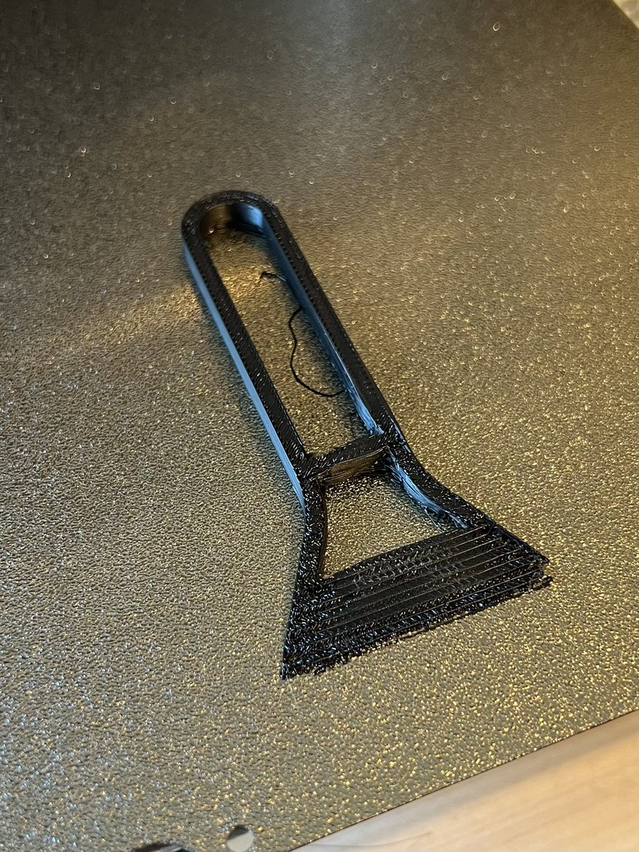 3Dプリンター初作品
テンプレのモデルで失敗ww