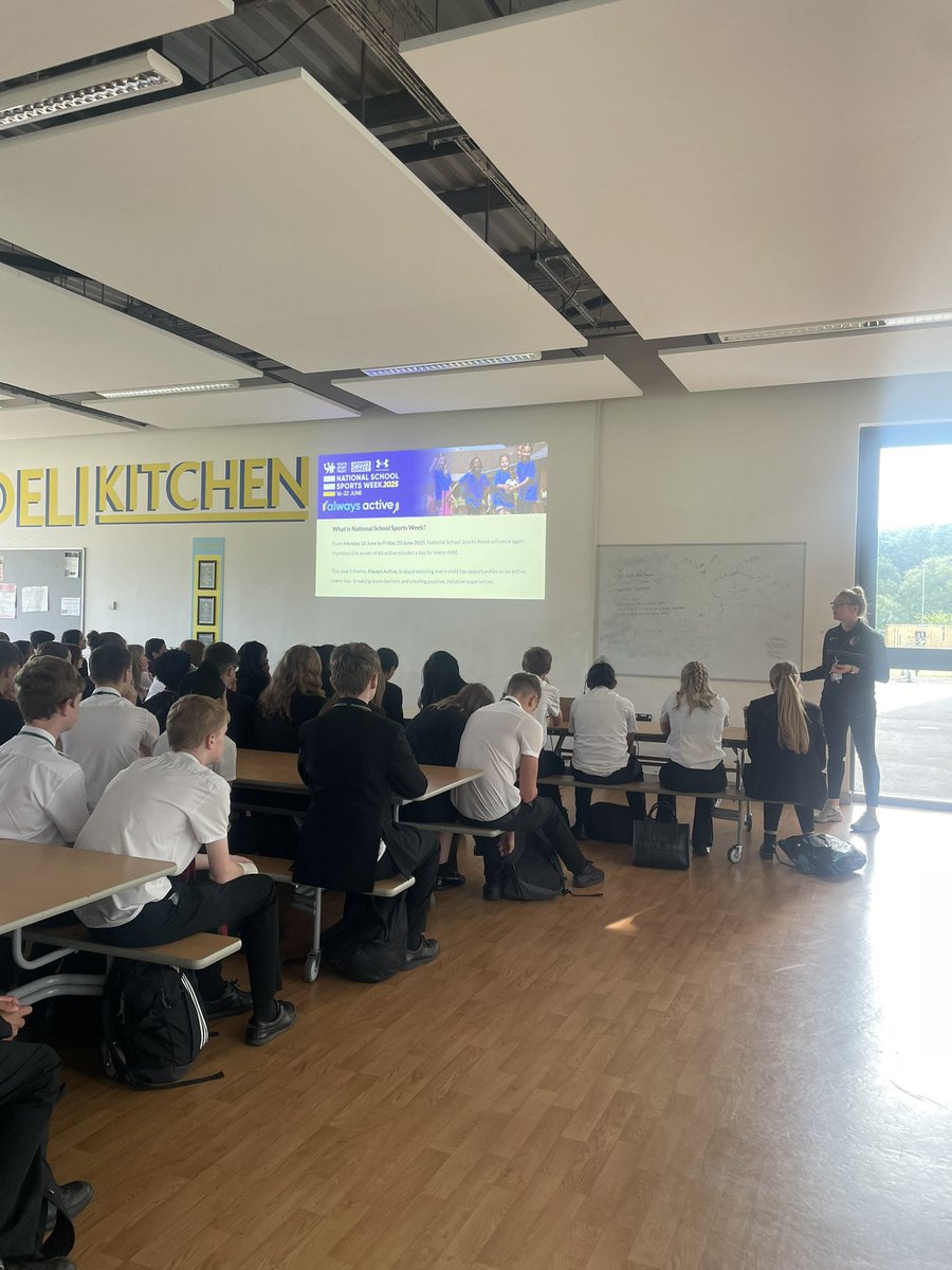 TUESDAY MORNING ASSEMBLY 💚 Miss Thacker educating Y9 on National Sports Week this week and the importance of being active! Thanks for a great assembly Miss! #BestYearTeam <a href="/Gospel_Oak_/">Gospel Oak School</a>