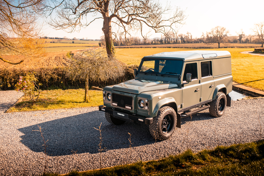 A sunny day and a clean Twisted. What to do?

#getmuddy

#twisted #thebestmadebetter #offroad #defender
