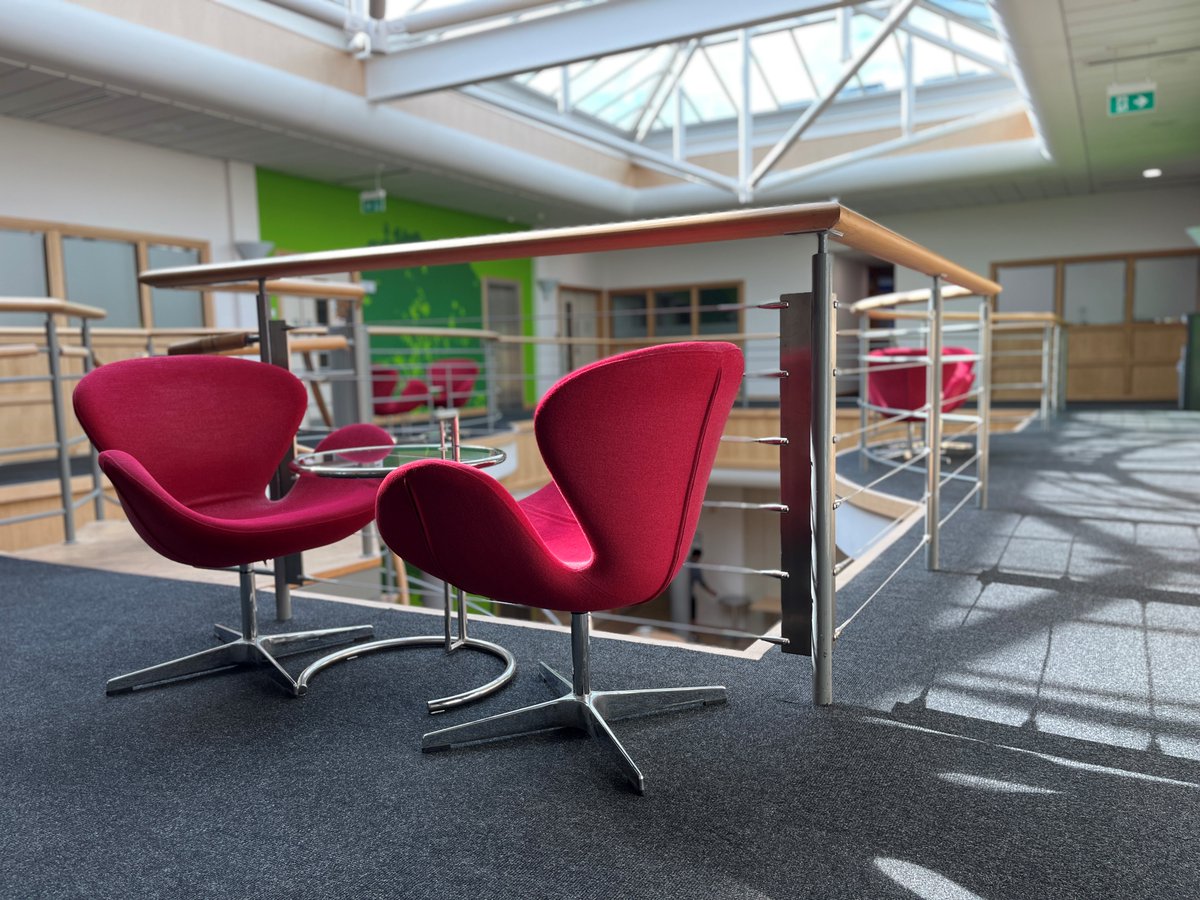 Our light and airy breakout area in Capability House is designed to create a professional and friendly environment for our tenants to meet their clients 💭