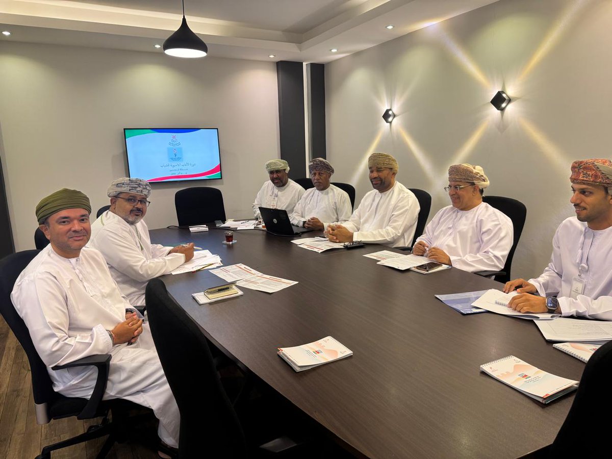 📸| #اللجنة_الأولمبية_العُمانية تواصل اجتماعاتها الفنية مع الاتحادات واللجان الرياضية ضمن البرنامج التحضيري للمشاركة في دورة الألعاب الآسيوية الثالثة للشباب #البحرين2025.