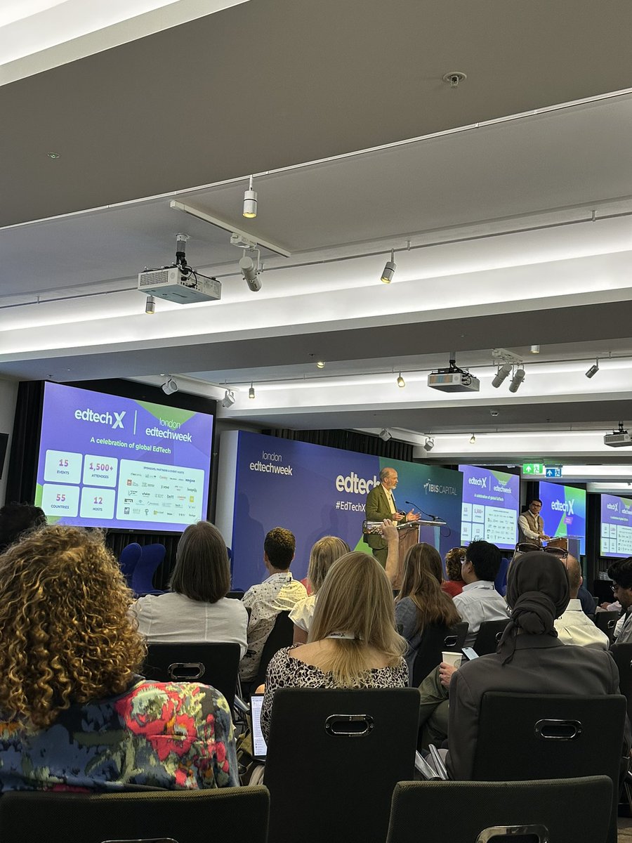 FelicieaJibson's tweet image. #EdtechX summit    - interesting thought - “you are are loosing the job to AI but to someone who uses AI” 
#grow the skills that help us to move forward  #education  #skills #training