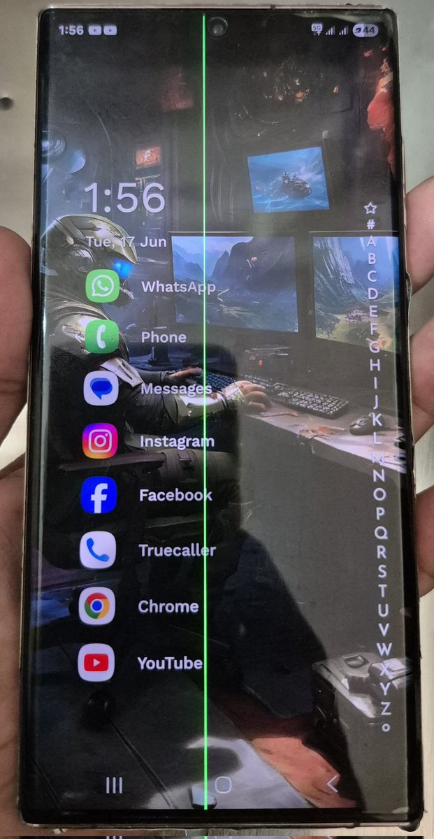 Shady305's tweet photo. 6 months ago my S22 Ultra started showing a pink line. Service center said wait till it turns green. Now it has, but I'm told it's out of warranty.
After paying 1L+ for a flagship, this is Samsung's support?
OnePlus is replacing displays.Why not you? @SamsungIndia @SamsungMobile https://t.co/tIPo4C4VvV