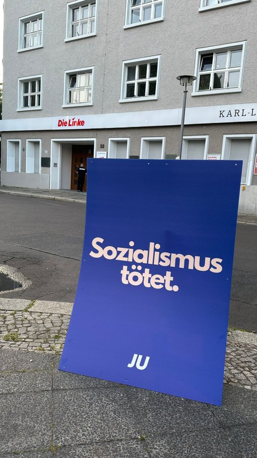 NIEMALS VERGESSEN!