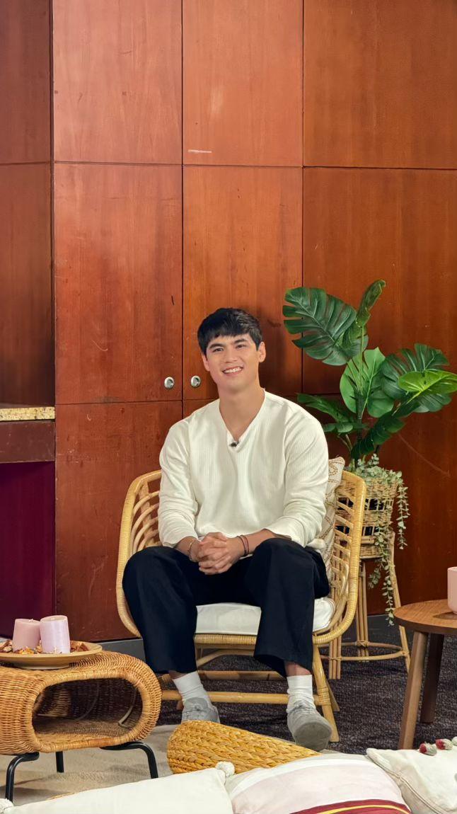 emiliobuddies_'s tweet photo. Solid kayo para kay emilio!

Sobra kaming nagpapasalamat sa suporta niyo, mapa-online man o live.

Syempre sa trendsetters, shippers, stan accounts &amp; fandom. Big thanks!

Happy UNOversary Emilio https://t.co/LkhLEd3D4K