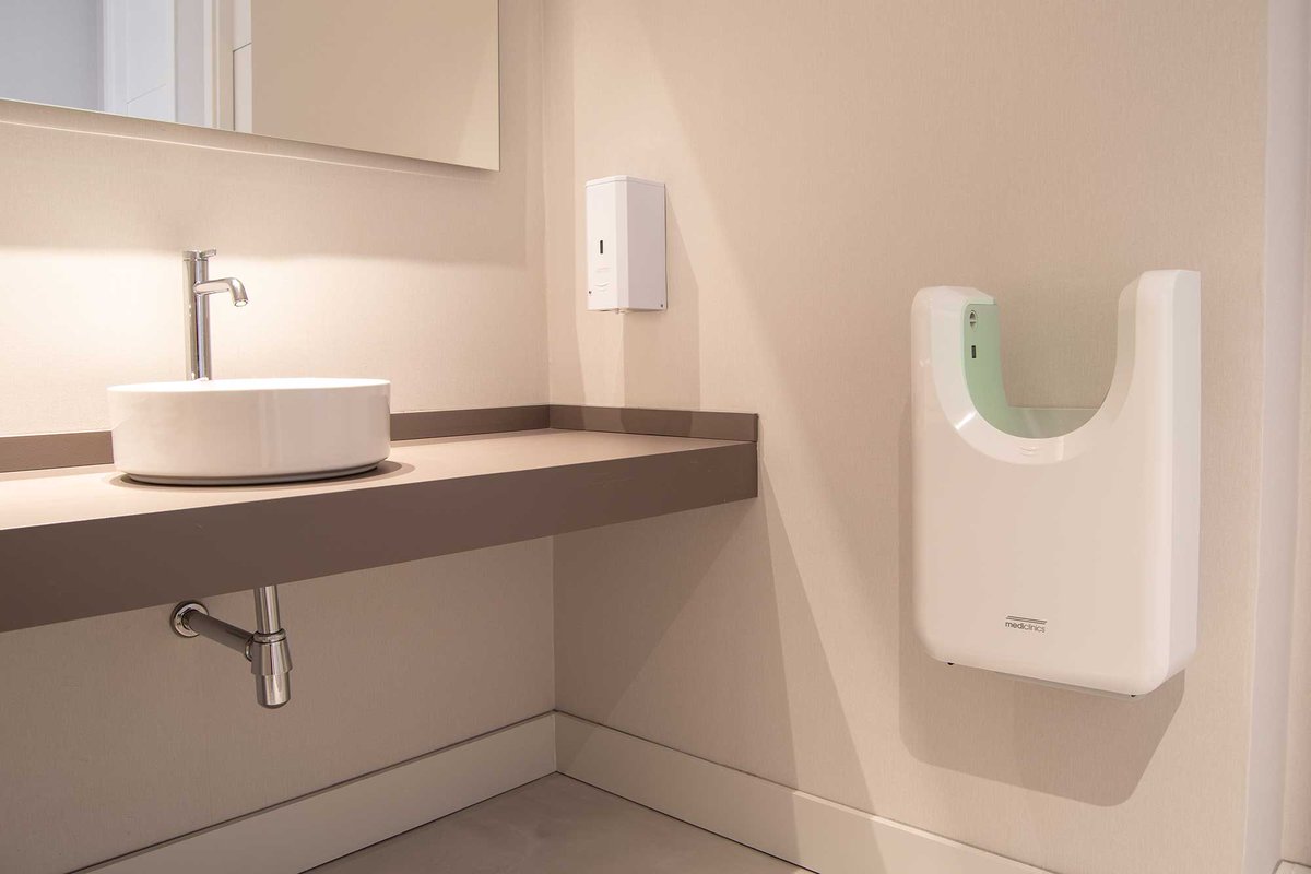 @ProyectContract (@proyectcontract) on Twitter photo El cambiador de pañales Babymedi y el secador de manos U-flow de <a href="/Mediclinics_Esp/">Mediclinics España</a> son reconocidos en los European Design Awards por su excelencia en diseño, funcionalidad y compromiso con los usuarios. proyectocontract.es/european-desig… El cambiador de pañales Babymedi y el secador de manos U-flow de <a href="/Mediclinics_Esp/">Mediclinics España</a> son reconocidos en los European Design Awards por su excelencia en diseño, funcionalidad y compromiso con los usuarios. proyectocontract.es/european-desig…