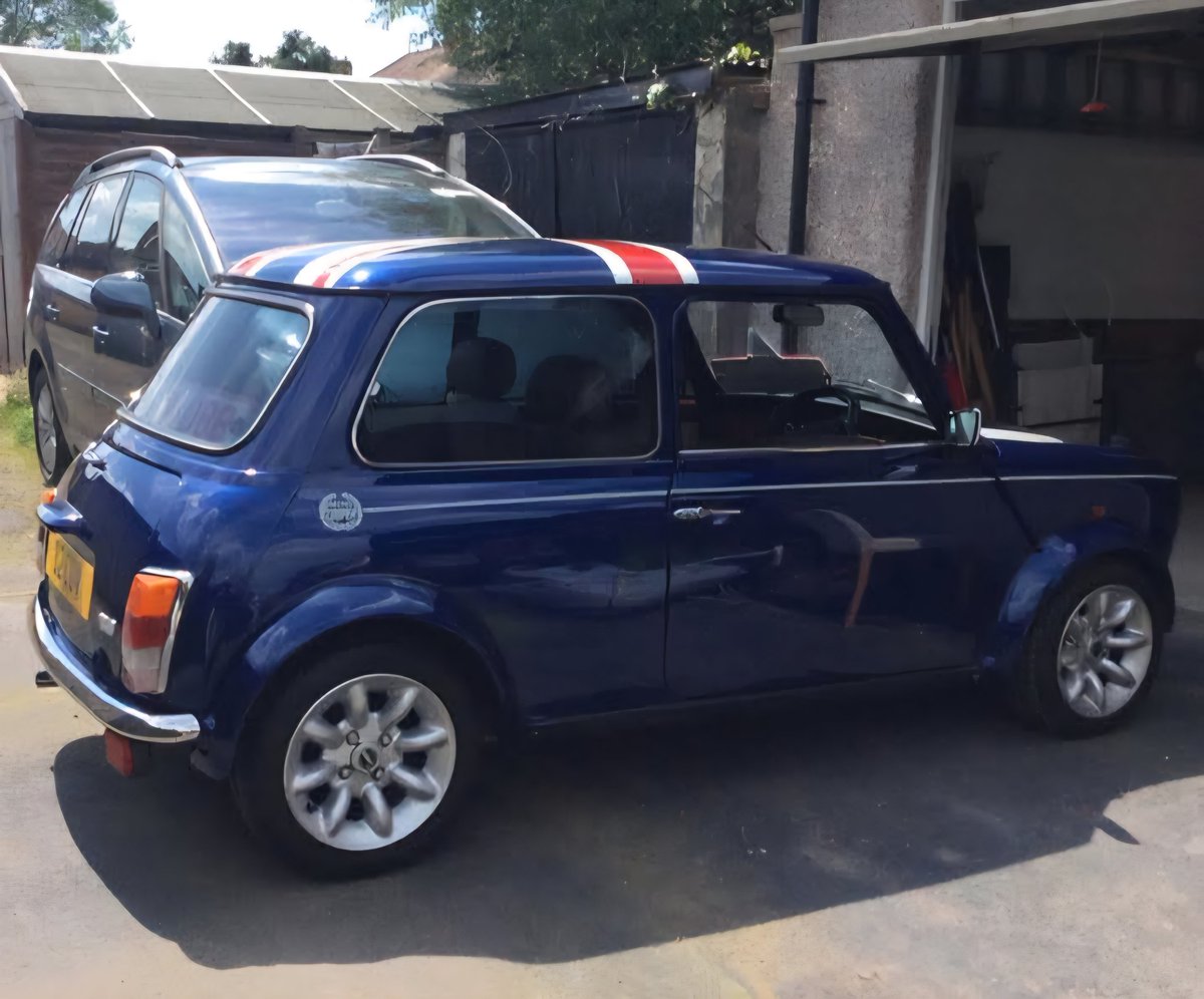 <a href="/LeahRebeccaUK/">Leah Rebecca</a> Must be around 20 /22 yrs ago, a brand new Mini  Cooper shell arrived in a Transit van, from Weybridge Autos ready for a reseller of a crashed '98 model. And here it is today, still with same keeper we rebuilt it for.