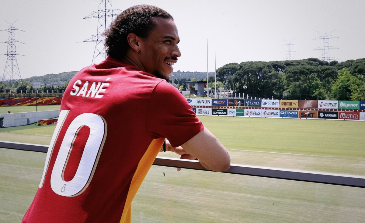 Leroy Sane’yi alıp, yeni sezona hazırlanması için Bayern Münih kampına gönderiyoruz.
Bu nasıl bir büyüklük, bu nasıl bir vizyon…
<a href="/GalatasaraySK/">#5YıldızlıŞampiyon ⭐️⭐️⭐️⭐️⭐️</a> #GalatasaraySK
