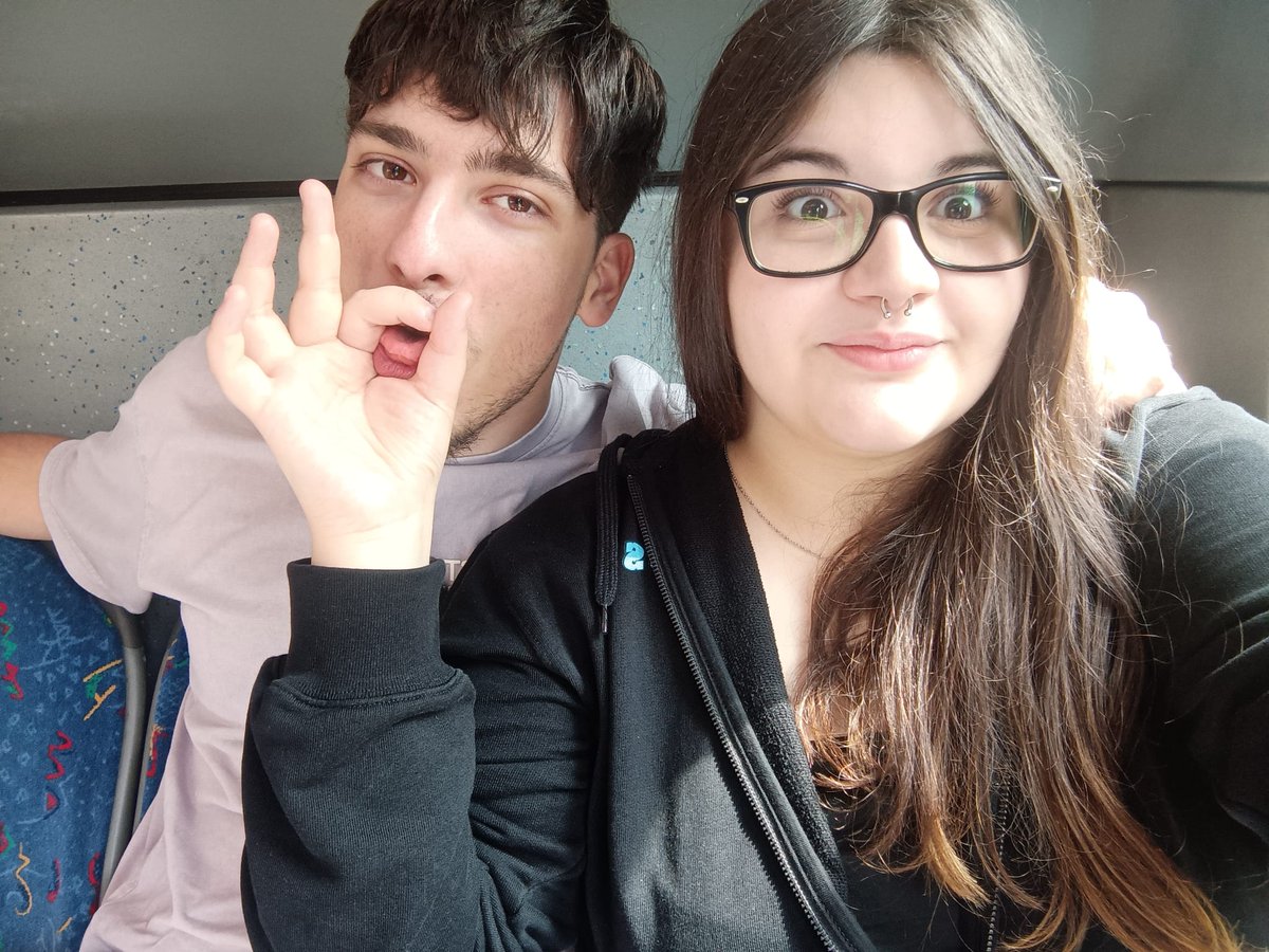 askiland's tweet image. 