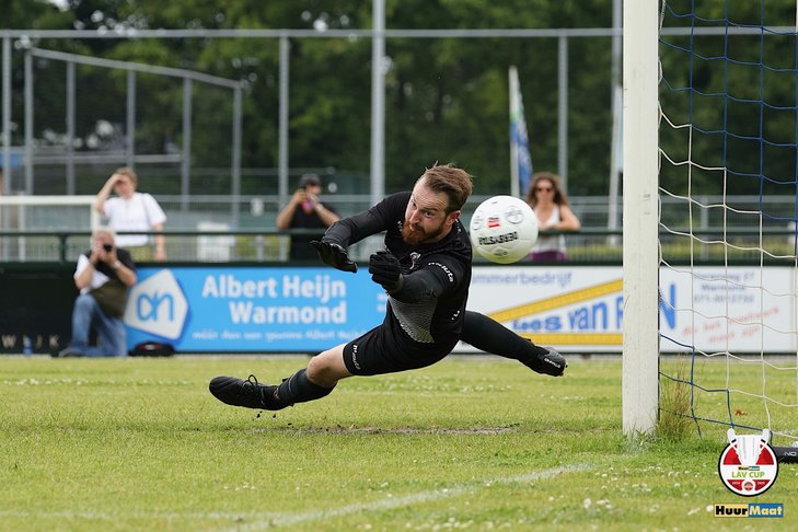 Terugblik op beeld: jeugdtoernooi, the legends en prijsuitreiking -  leidenamateurvoetbal.nl/laatste-nieuws…