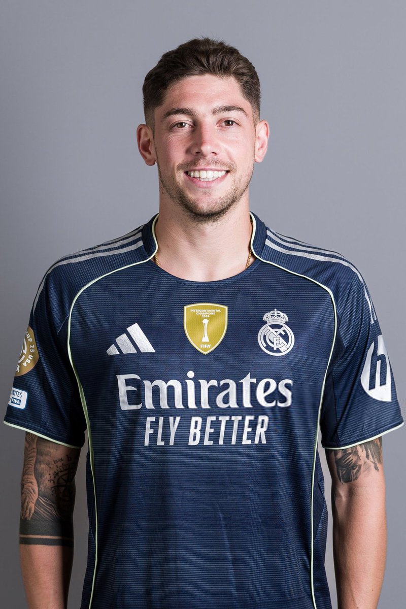 SeputarMadrid's tweet photo. 📸 Fede Valverde’s official portrait 2025 FIFA Club World Cup!

#ToshibaTV #No1InJapan #StayHumbleEh https://t.co/uqiFXKNQrn
