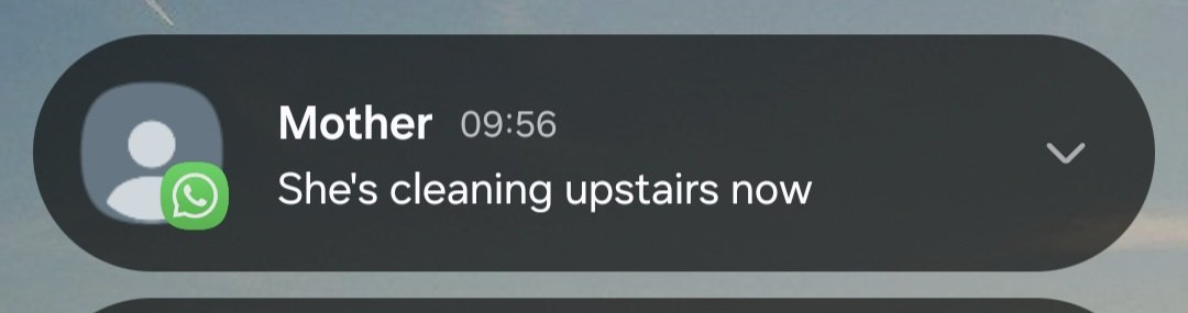 My mum's response to kim woodburn passing away 😭🩷