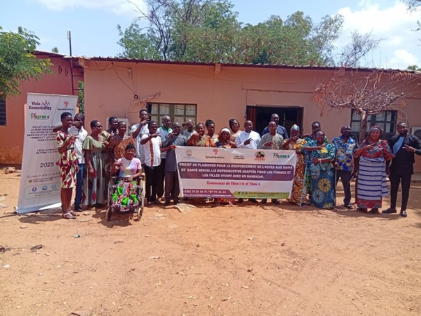 refed_s's tweet image. Le REFED a participé à l’atelier de lancement du projet de plaidoyer pour un accès équitable aux soins de santé sexuelle et reproductive pour les femmes et filles en situation de handicap, aux côtés de l’A2FHV-S et Voix essentiELLES.
#SantéInclusive 
 #HandicapEtDroits
#REFED