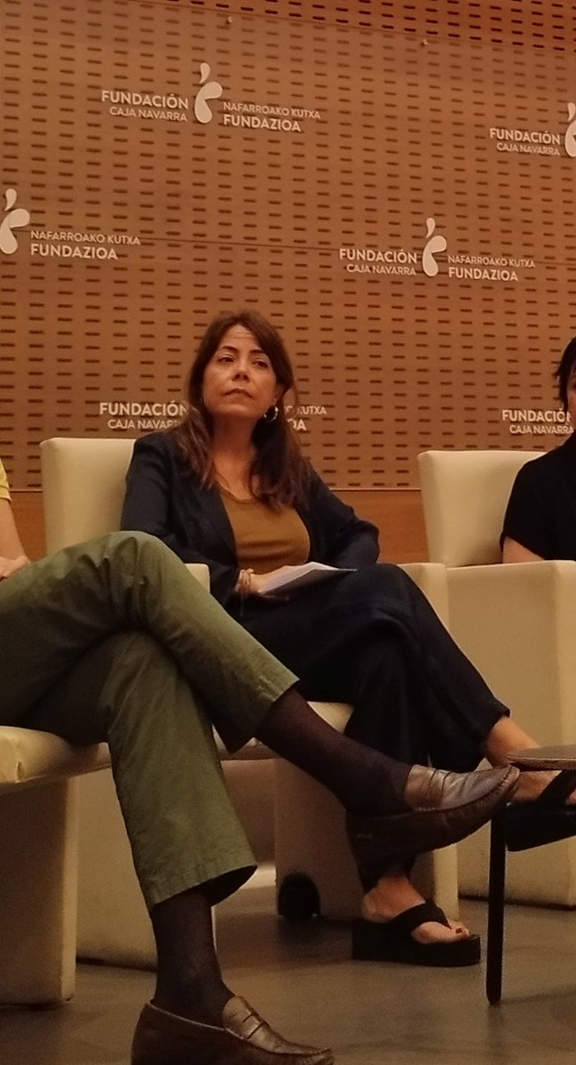 Izaskun Azkona, resp de Ac. Social de <a href="/FundlaCaixa/">Fundación ”la Caixa”</a>, ha valorado en la jornada 'cuidados que transforman' la colaboración de diferentes entidades para impulsar proyectos como <a href="/RuraldomusNav/">Rural Domus</a> q aborden necesidades como el cuidado de nuestros mayores <a href="/ArreguiClinica/">Clínica Josefina Arregui</a> <a href="/OHSanJuandeDios/">San Juan de Dios España</a>