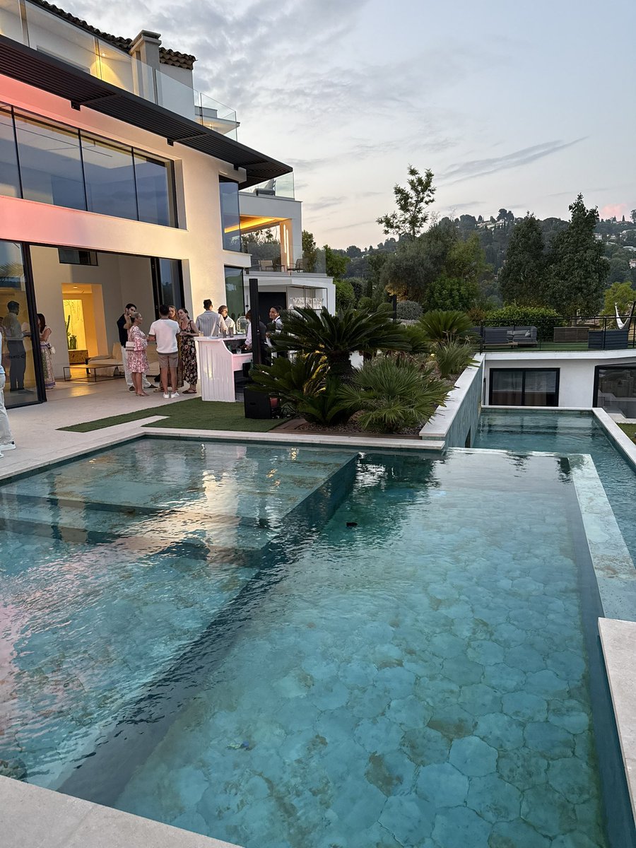 Brett Dashevsky tweet media