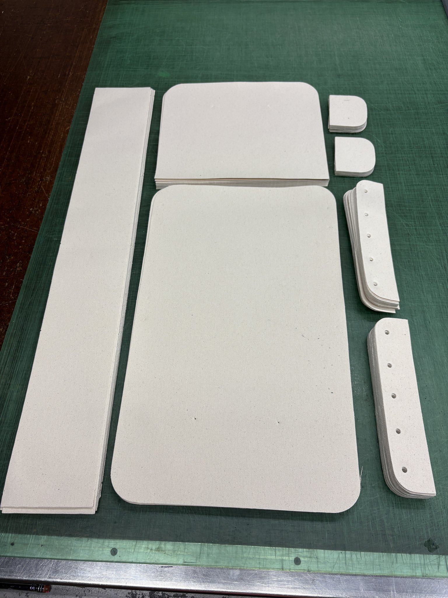 ようせいさん専用　シューズ&ポーチ＆オーストリッチバック オーストリッチレザークラッチバッグ（ビジネスバッグ）｜sankyo