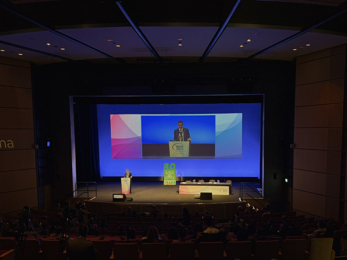 Manchester Andrology Research Collaborative (@manchesterandro) on Twitter photo A landmark moment! 💥 Prof. Ian Pearce delivers his presidential address as president-elect of BAUS. 
We’re proud to celebrate the achievements of Prof. Pearce, MARC co-founder, for his outstanding leadership and contributions to British urology! 
<a href="/BAUSurology/">BAUS</a> A landmark moment! 💥 Prof. Ian Pearce delivers his presidential address as president-elect of BAUS. 
We’re proud to celebrate the achievements of Prof. Pearce, MARC co-founder, for his outstanding leadership and contributions to British urology! 
<a href="/BAUSurology/">BAUS</a>