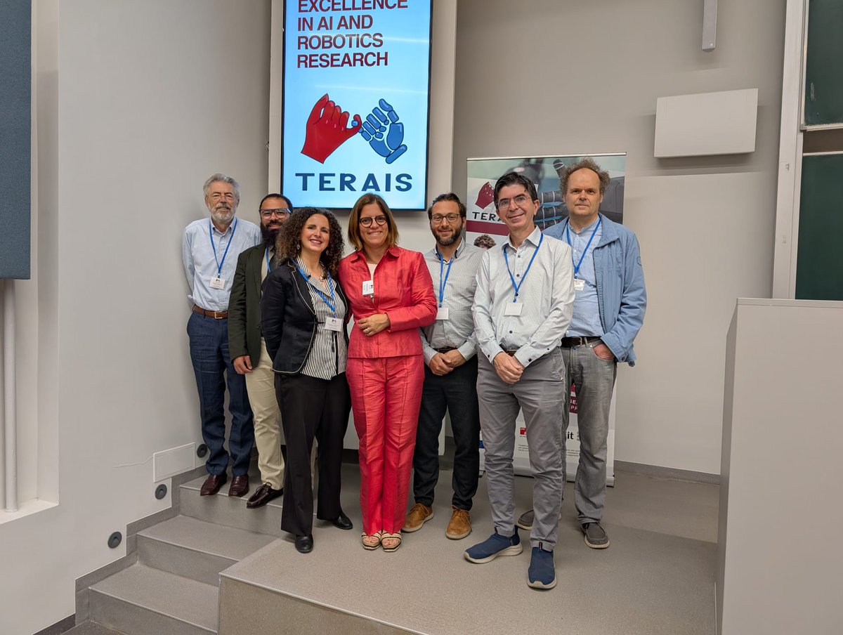 RBCS_CONTACT's tweet image. The end of a journey is the start of another 🚣
Yesterday we celebrated the incredible results achieved together with @ComeniusUni and @unihh in the @TERAIS_project's closing event 🎊
Can't wait to see what the future holds! ✨
@IITalk