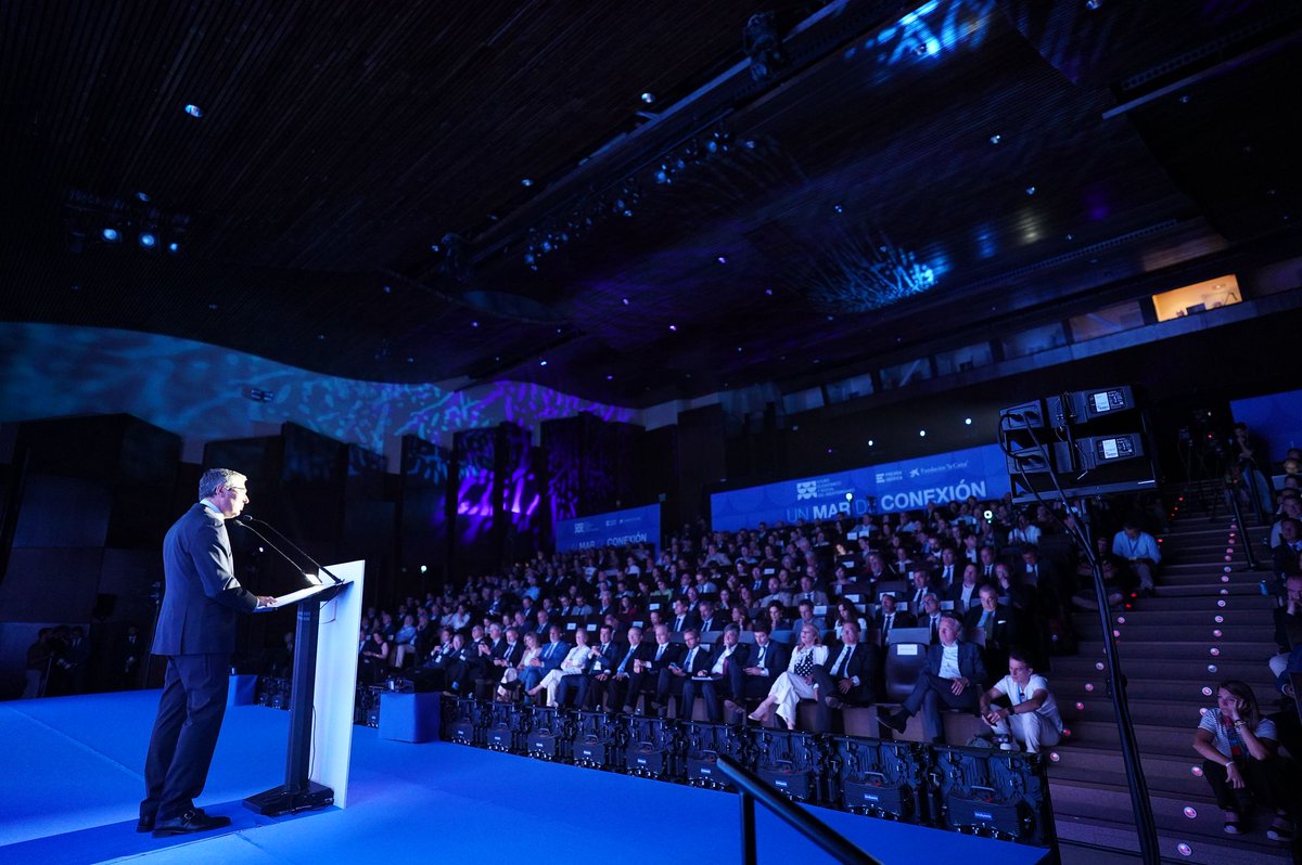 Diputación de Málaga (@diputacionmlg) on Twitter photo ➡ <a href="/Francissalado/">Francisco Salado</a> reclama mayor inversión del Gobierno (<a href="/desdelamoncloa/">La Moncloa</a>) en el Mediterráneo andaluz, “el eje económico, tecnológico y social con mayor proyección del país”.
📌II Foro Económico y Social del Mediterráneo.
🔗lc.cx/_n2p7L
#ForoMediterráneo ➡ <a href="/Francissalado/">Francisco Salado</a> reclama mayor inversión del Gobierno (<a href="/desdelamoncloa/">La Moncloa</a>) en el Mediterráneo andaluz, “el eje económico, tecnológico y social con mayor proyección del país”.
📌II Foro Económico y Social del Mediterráneo.
🔗lc.cx/_n2p7L
#ForoMediterráneo