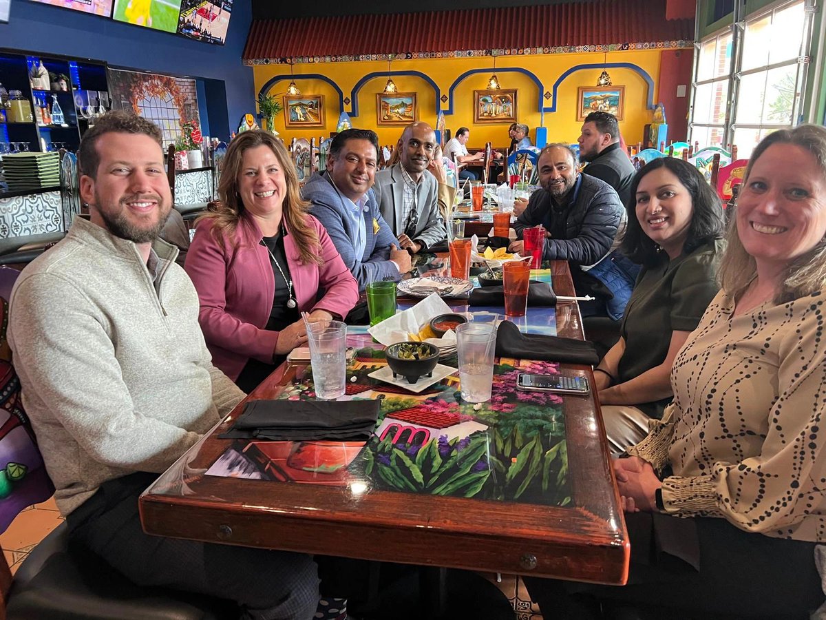 AmpcusForensics's tweet image. @AmpcusForensics keeping up with the growth and discussing how AI agents could join us for a quick bite.

@Ampcus_mktg 

#AmpcusForensics #Ampcus #AI