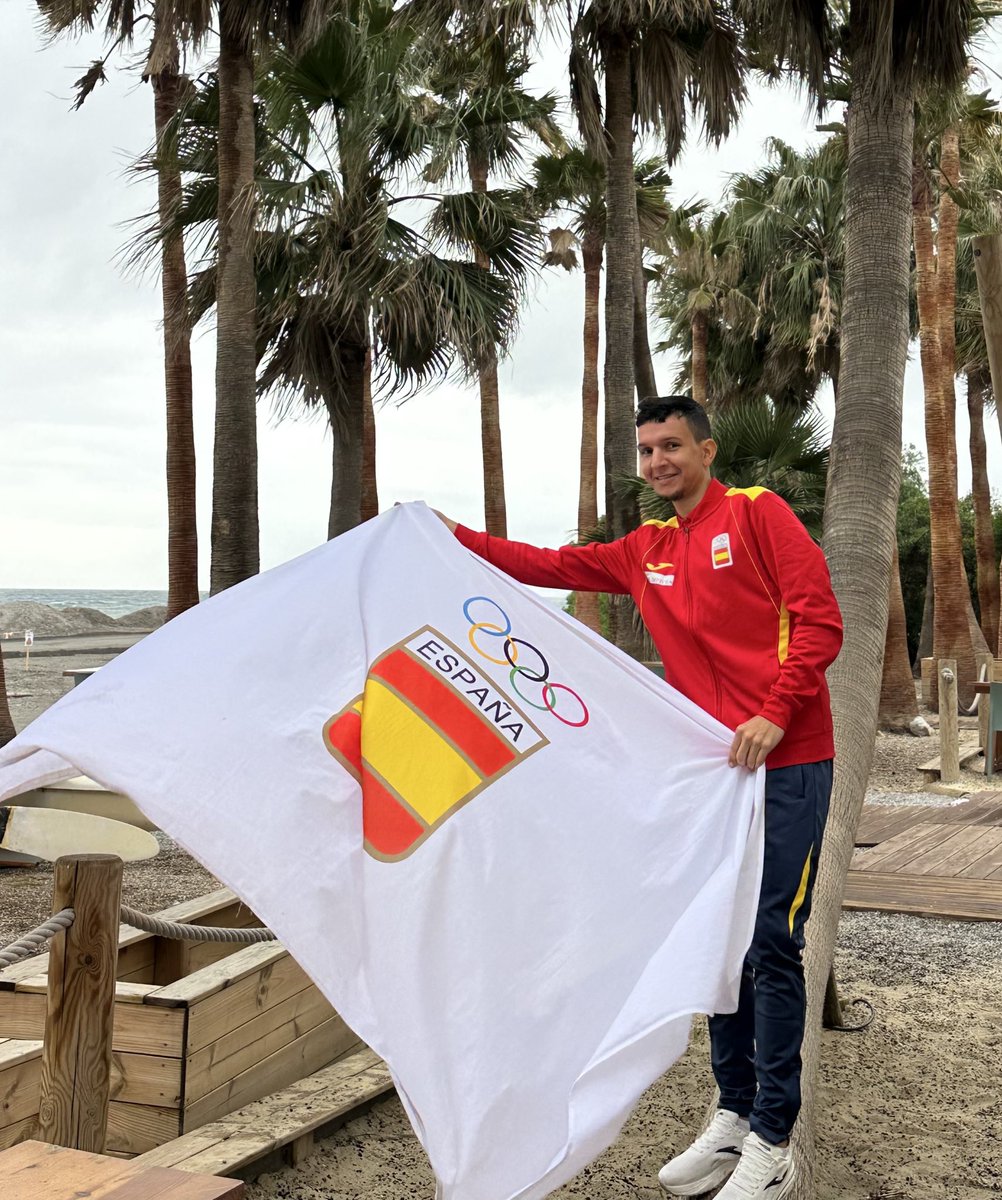 Houssame Benabbou (@houssameb) on Twitter photo 5 años trabajando para el <a href="/COE_es/">Comité Olímpico Español</a> en el programa "Todos Olímpicos" en los que he sentido mucha gratitud.Labor que siempre ha sido un generador de felicidad para mí. Me ha ayudado a seguir avanzando y creciendo como persona y sobre todo a transmitir e ilusionar. Gracias @coe_es 5 años trabajando para el <a href="/COE_es/">Comité Olímpico Español</a> en el programa "Todos Olímpicos" en los que he sentido mucha gratitud.Labor que siempre ha sido un generador de felicidad para mí. Me ha ayudado a seguir avanzando y creciendo como persona y sobre todo a transmitir e ilusionar. Gracias @coe_es