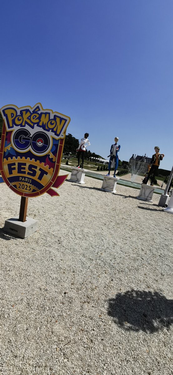 PokemonTrash's tweet image. Alors ce #PokemonGOFestparis, ça a donné quoi pour vous ?
Dans le staff, Meltang a explosé ses chaussures pour récup un max de shiny et Misty a encore eu une luck monstre.
En tout cas, hâte du #GoFestMelun !