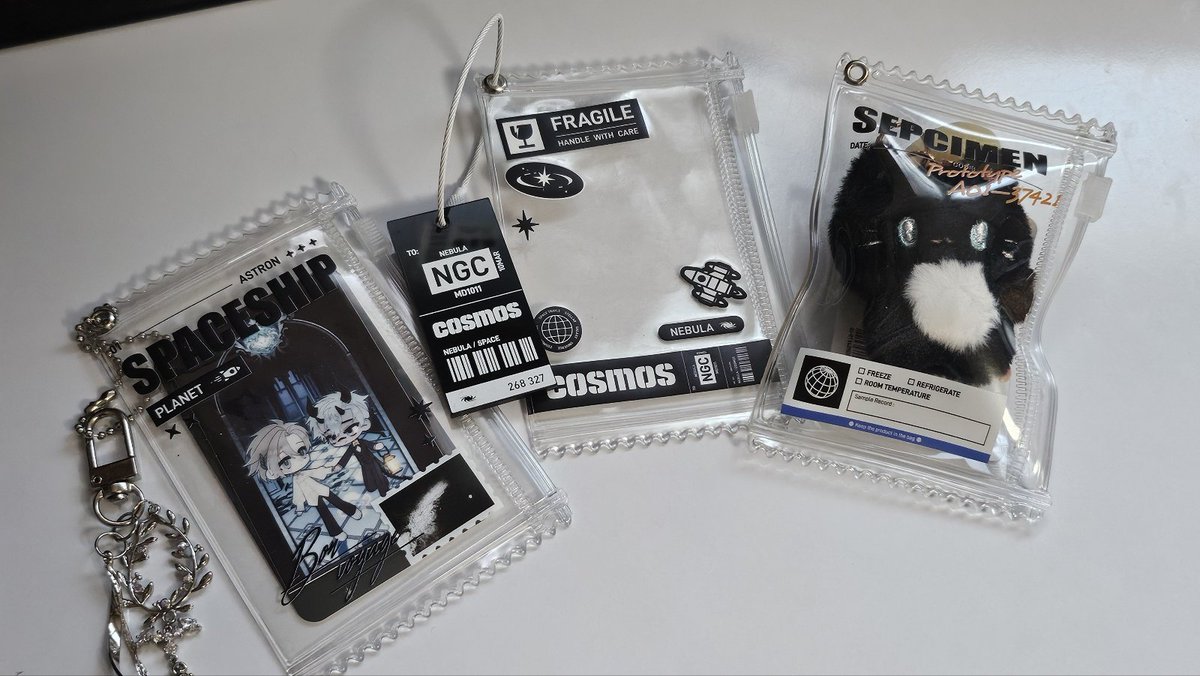 또한 8월 입고 예정이었던 파우치가 예상보다 빠르게 제작되어
6월 23일부터 판매될 예정입니다.

늘 감사한 마음으로 더 좋은 모습 보여드릴 수 있도록 노력하겠습니다.