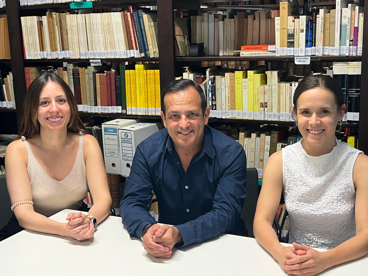 ibs.GRANADA (@ibsgranada) on Twitter photo 🔬🧠 La cirugía funcional puede mejorar la movilidad y calidad de vida tras un ictus
🔗 ibsgranada.es/la-cirugia-pue…
#Ictus #Neurociencia #InvestigaciónSanitaria #SomosGranadaSalud <a href="/clinicogranada/">Hospital Universitario Clínico San Cecilio</a> <a href="/hospital_hvn/">HUVN</a> @NeuroAfeic <a href="/AGREDACE/">Daño Cerebral Granada</a> @canalugr @easpsalud <a href="/GranadaesSalud/">GranadaSalud</a> 🔬🧠 La cirugía funcional puede mejorar la movilidad y calidad de vida tras un ictus
🔗 ibsgranada.es/la-cirugia-pue…
#Ictus #Neurociencia #InvestigaciónSanitaria #SomosGranadaSalud <a href="/clinicogranada/">Hospital Universitario Clínico San Cecilio</a> <a href="/hospital_hvn/">HUVN</a> @NeuroAfeic <a href="/AGREDACE/">Daño Cerebral Granada</a> @canalugr @easpsalud <a href="/GranadaesSalud/">GranadaSalud</a>