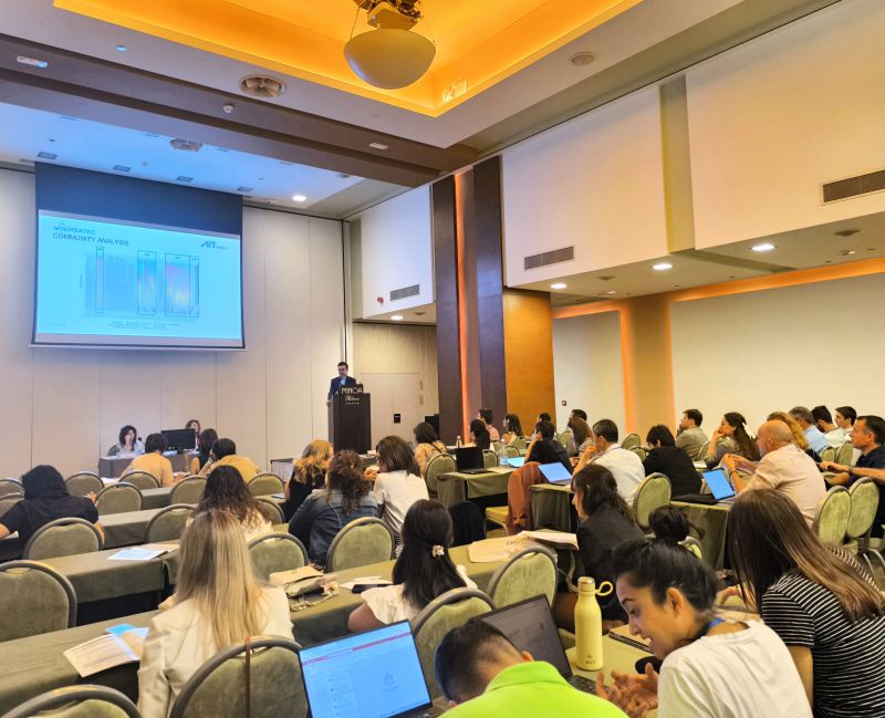 ✨Day 2 of the European Bioremediation Conference (EBC-IX) in Chania, Crete☀️✨ 

During an exciting session on in-situ bioremediation, the <a href="/mibirem/">MIBIREM</a> scientific coordinator presented best practices and research findings on cyanide-degrading microbiomes at former gas plant sites,