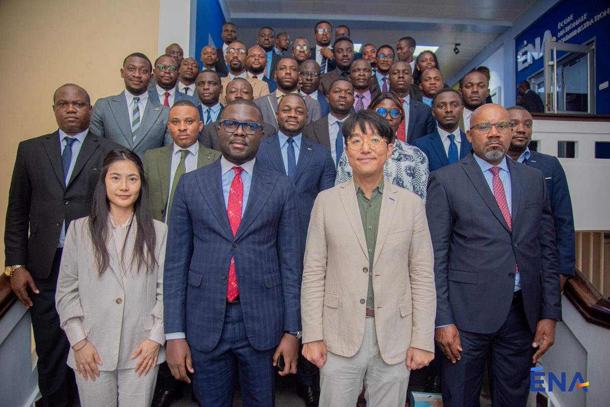 [28.05.2025, M. Choi Yonjae, Directeur de la KOICA, a animé une conférence à l'ENA de la RDC. Il a présenté «La coopération au développement de la Corée avec la RDC, et la KOICA» À l’avenir, la KOICA continuera d’accompagner les futurs leaders pour le développement de la RDC.