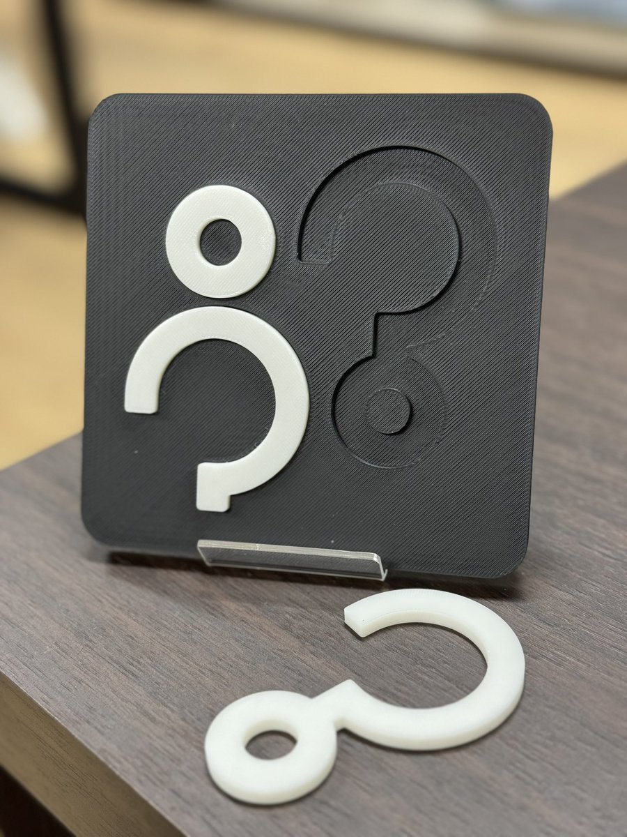 cocolabJP's tweet image. ちょっとAutodesk Fusionを使いこなせるようになってきました😆
ロゴをはめ込める枠ができました🌟
#cocolab