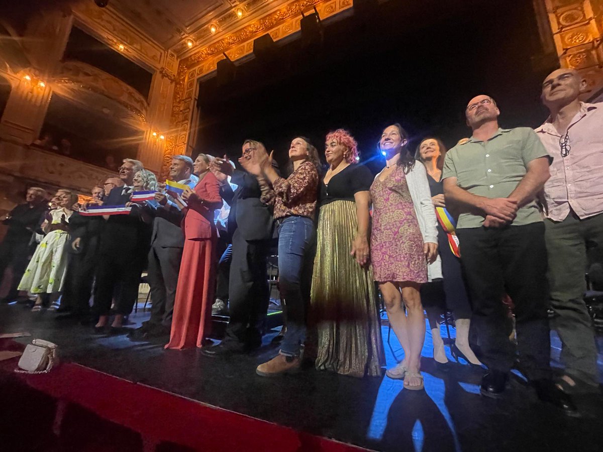 AusAmbVIE's tweet image. 📸Australia takes the spotlight at La Gacilly-Baden Photo 2025! Pleased to join the opening of Europe’s largest outdoor photo festival, featuring award-winning 🇦🇺 photographers with images of rural life, First Nations stories & 🇦🇺 landscapes. On show in Baden 🇦🇹 until 12 Oct!