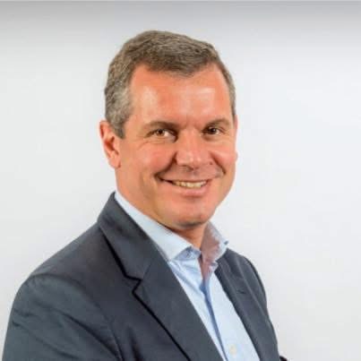 Félicitations à Thierry Voitellier, brillamment élu bâtonnier du barreau de #Versailles pour succéder à Maître Raphaël Mayet au terme de son mandat, le 1er janvier 2026.
De 2008 à 2020, Thierry fut pour notre équipe municipale et pour moi un adjoint remarquable et de toute