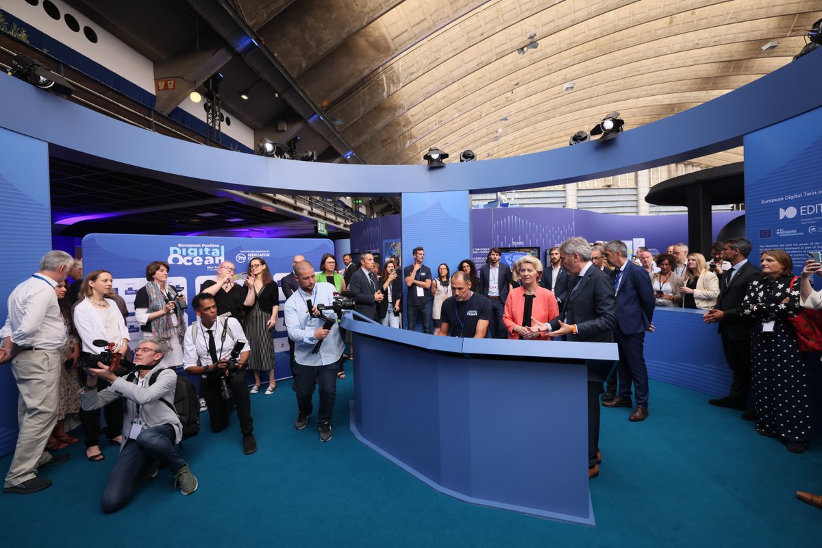 edito_dto's tweet image. π 6,000+ people experienced the power of the πͺπΊ #EUDTO at #UNOC3!
From live demos to hackathons, the EU DTO showed how we're transforming ocean knowledge with π modelling, π biodiversity insights & π‘οΈ resilience tools.
π₯ Replays soon at π digitaloceanpavilion.eu