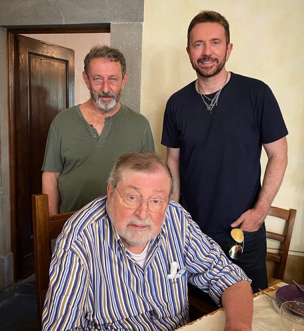 MT_Meli_'s tweet image. Sembra una scena tratta da un film dell’orrore.