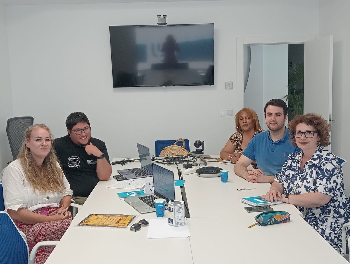 La sede del COPRM ha acogido la reunión del Grupo de Trabajo Reproductiva. Durante la misma han hecho una revisión de las actividades realizadas durante el curso, el reglamento de los grupos de trabajo y propuestas para el próximo curso.
