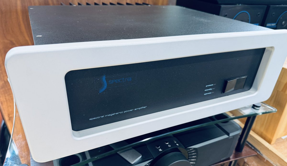 @spectralaudiodesign #dma160s boxed with manual a megahertz amplifier you want fast you got it selling at £3999 @midlandaudiox #belbroughton #worcestershire