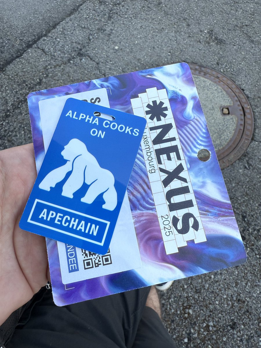 AlphaCooksOnAPE's tweet image. Web3 onboarding happens IRL! 

Let&apos;s get some #Apechain vibes into this year&apos;s NEXUS2025 conference 🙌🏻 @ApeChainHUB | @apecoin 

Thanks again Cam @HeadofApe for allowing me to use the branding 🤙🏻

Let&apos;s get the party started 👨🏻‍🍳👨🏻‍🍳