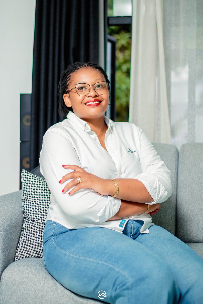 Chaque jour est une opportunité qui nous est donnée afin d' améliorer notre vie...

Maximisez votre temps !
Le temps est précieux !
Le temps passé ne revient plus !

Occupez-vous utilement 🌹