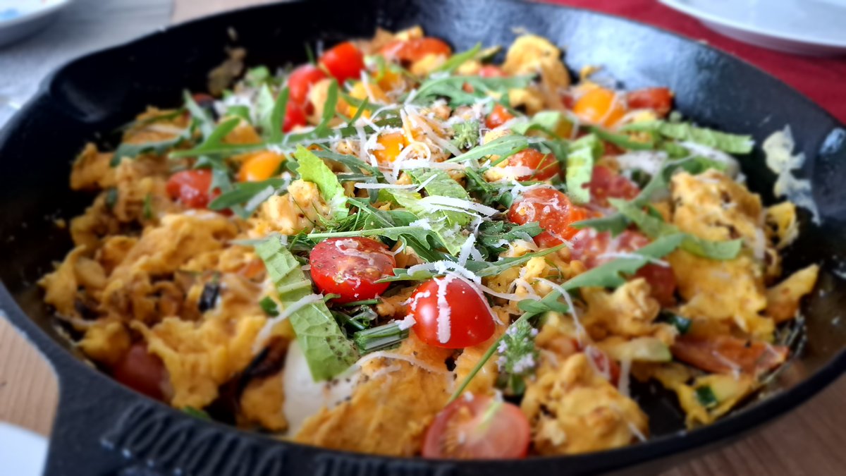 refaktor's tweet photo. Tudi doma ni tako hudo :) #ltžislife #murva https://t.co/1mQ6y4UNuO