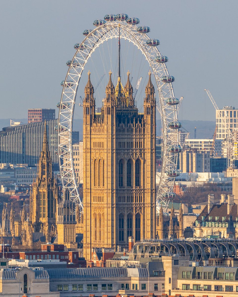What a view 🤩
📸 captured by londonfromtherooftops