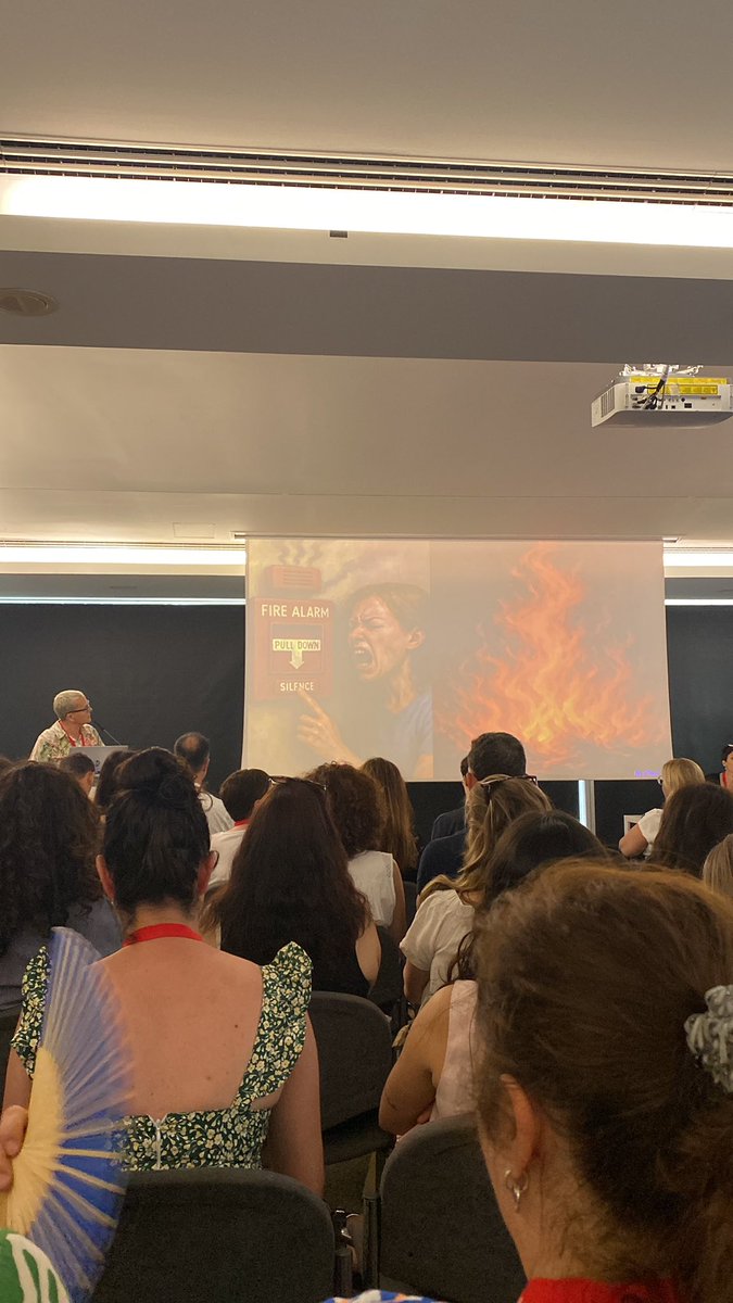 Manejo del dolor para prevenir la agitación #SEEIUC2025